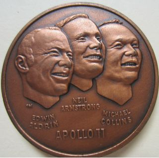 1969 Apollo 11 The First Men On The Moon (n.  Armstrong & Others) Medal (k83