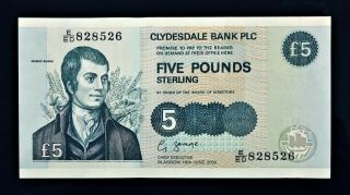 Scotland - Clydesdale Bank Plc - 5 Pounds - 2002 - Serial Number 828526 - Pick 218d,  Unc.