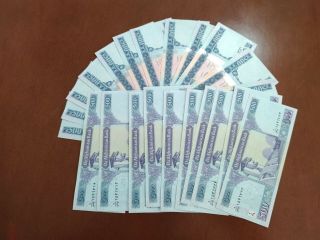 22 X 500 Afghanis Notes = 11,  000 Afn Total | Afghanistan Currency | Unc