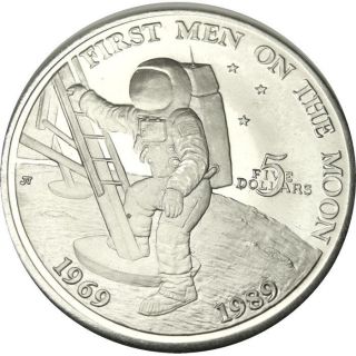 Elf Marshall Islands $5 1989 Astronaut Moon Landing Worn Folder