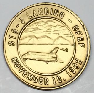N005 Nasa Space Shuttle Coin / Medal,  Columbia,  Sts - 5