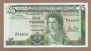 Gibraltar: 5 Pounds Banknote,  (unc),  P - 21b,  04.  08.  1988,