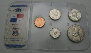 Panama 1,  5 Centesimos & 1/10,  1/4,  1/2 Balboa 1996/2001 - 5 Coins.