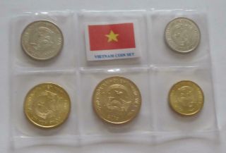 Uncirculated In Packaging - Vietnam 5 Coins 2003