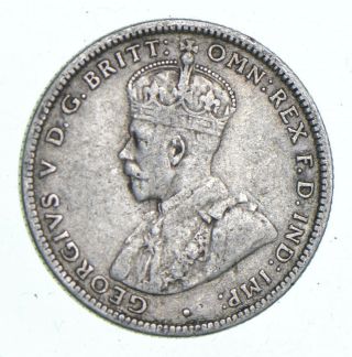 Roughly Size Of Quarter - 1931 Australia 5 Schilling - World Silver Coin 132