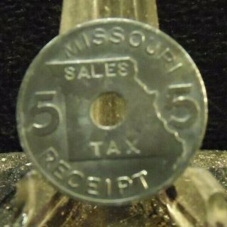 Circulated " 5 " Missouri Sales Tax Receipt Token (81619),  Domestic