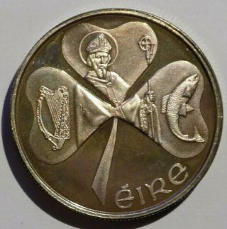 Eire Ireland 3 Leaf Clover 1 Oz.  999 Silver Art Round