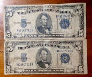 (2) 1934 C Silver Certificate Blue Seal Note $5 Dollar Denomination