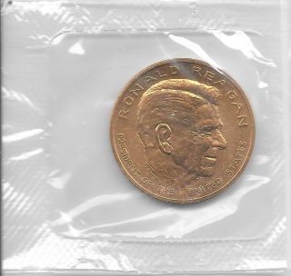 Old Exonumia Token: Bronze 1981 President Ronald Reagan Inaugural Medal 1.  3 " Nip