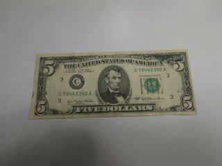 1977 (c) $5 Five Dollar Bill Federal Reserve Note Philadelphia Vintage Currency