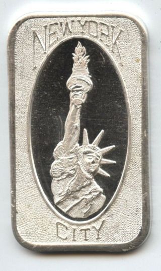 York City.  999 Silver Medal 1 Oz Ingot Bar Statue Of Liberty Ax941