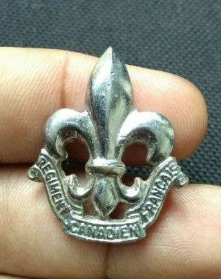 Canada France Armed Forces Regiment Canadien Francais Badge