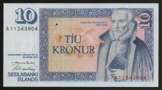 Iceland (p48a) 10 Kronur L.  1961/1981 Unc
