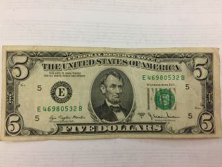 1977 $5 Dollar Bill Series A Richmond Va Federal Reserve Note