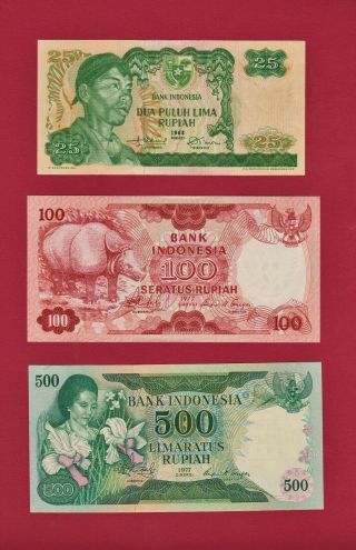 Unc Indonesian Notes: 25 Rupiah 1968,  100 Rupiah 1977 & 500 Rupiah 1977 (p - 117)