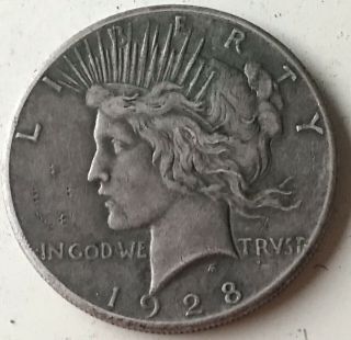 Looking 1928 - P Peace Dollar " Key Date " - Estate Fresh