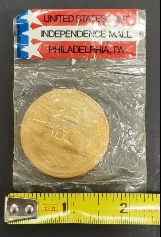 1976 200th Anniversary Bicentennial Gold Coin U.  S.  In Pkg.
