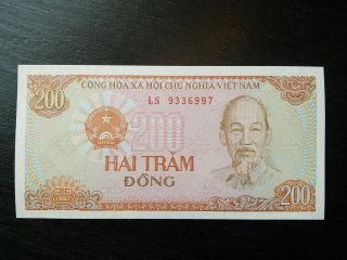 $200 X2 Vietnam Dong Vietnamese $400 Vnd Unc Banknote Currency Sequential