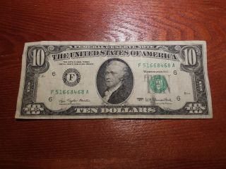 1977 H 10 Ten Dollar Bill Federal Reserve Note