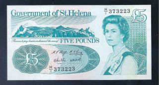 St.  Helena,  1998,  Qe11,  £5 Pounds,  P - 11,  Crisp Unc