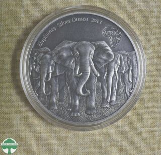 2013 Ghana 5 Cedis - Elephants Silver Ounce -.  999 Silver