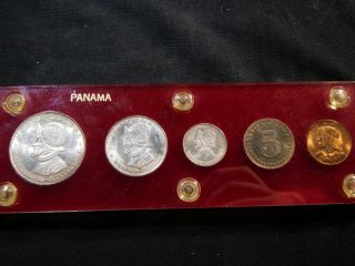 B124 Panama 1961 5 Coin Set In Holder