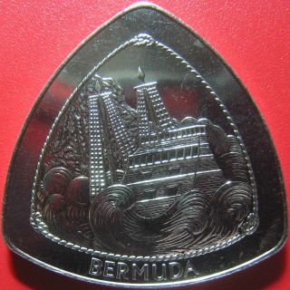 1997 Bermuda $1 Dollar Sea Venture Ship Wreck Triangular Coin W/coa (no Silver)