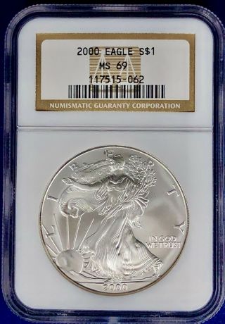 2001 American Silver Eagle - Graded Ngc Ms 69 - Satin Finish.