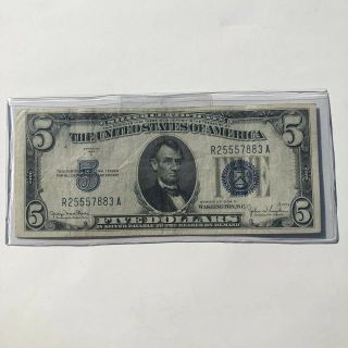 1934 - D $5 Five Dollar Silver Certificate Blue Seal Note Us Currency