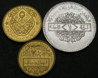 Syria 2 - 1/2,  5 Piastres & 1 Pound 1962/1991 - 3 Coins.  - 2674