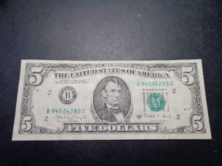 (1) $5.  00 Series 1988 A Federal Reserve Note.  Xf Circulated.