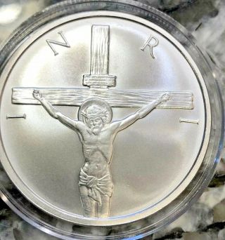 Jesus Christ Crucifixion Inri - 2018 Silver Shield - 1 Oz 999 Silver Round
