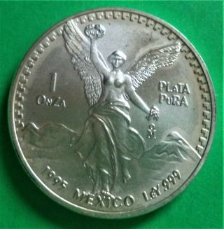 1995 Silver Mexican Libertad 1 Oz.  999 Fine Silver Round