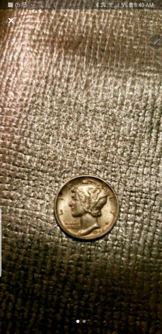 1942/1 - D Mercury Dime Silver Coin Looks Uncirculated Highly Collectible No Res
