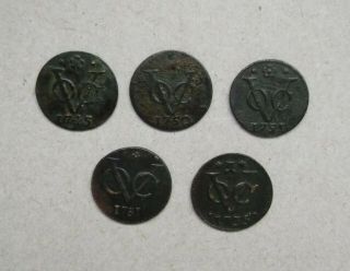 VINTAGE 5 DIFFERENT DATES VOC Old 1 Duit Coins in Ceylon/East indies Rare 3