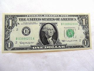 1963 U.  S.  One Dollar Washington Green Seal Federal Reserve Note (b Series)