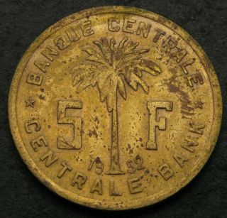 Belgian Congo (ruanda Urundi) 5 Francs 1952 - Brass - Vf - 1896