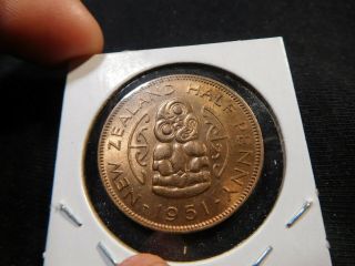 O79 Zealand 1951 1/2 Penny UNC Brown 2