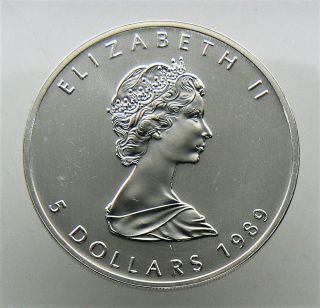 1989 Canada 1 Oz.  Silver $5 Maple Leaf Coin.  9999
