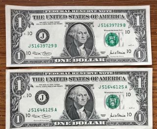 2001 $1 Dollar Notes - 10 J - Kansas City - Set Of 2 - Circulated
