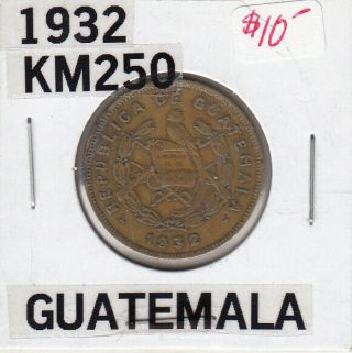 1932 Guatemala 2 Centavos Brass World Coin Km250 Quetzal Bird Central America