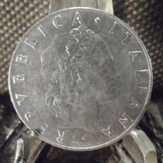 Circulated 1955 50 Lira Italian Coin (82418) 1.  Domestic