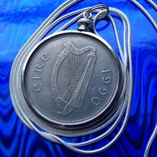1990 Irish Reindeer Celtic Large Coin Pendant 24 " White Gold Filled Round Chain