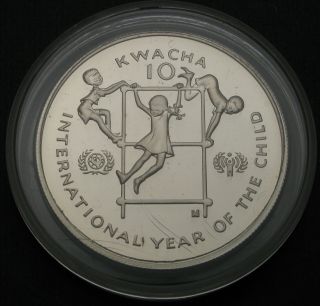 Zambia 10 Kwacha 1980 Proof - Silver - Year Of The Child - 985