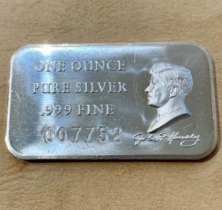 John F.  Kennedy Madison 1 Troy Ounce Silver Bar.  999 Fine Silver