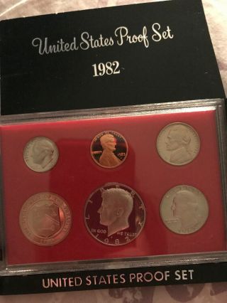 1982 S United States Proof Set Of Coins,  Dollar Size Token,  Kennedy,  Washington