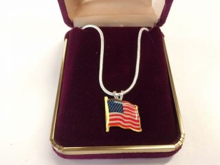 Necklace American Flag Pendant 20 " Silver Tone Snake Chain