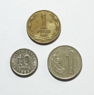 Argentina 10 Centavos 1956,  Chile 1 Peso 1979,  Uruguay 1 Peso 1980