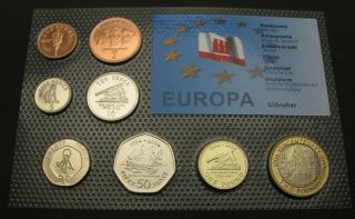 Gibraltar 1,  2,  5,  10,  20,  50 Pence & 1,  2 Pounds 2004/2005 - 8 Coins.