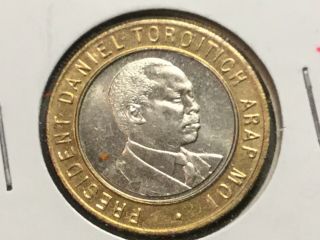 Kenya 1994 10 Shilling Bi - Metal Coin Uncirculated